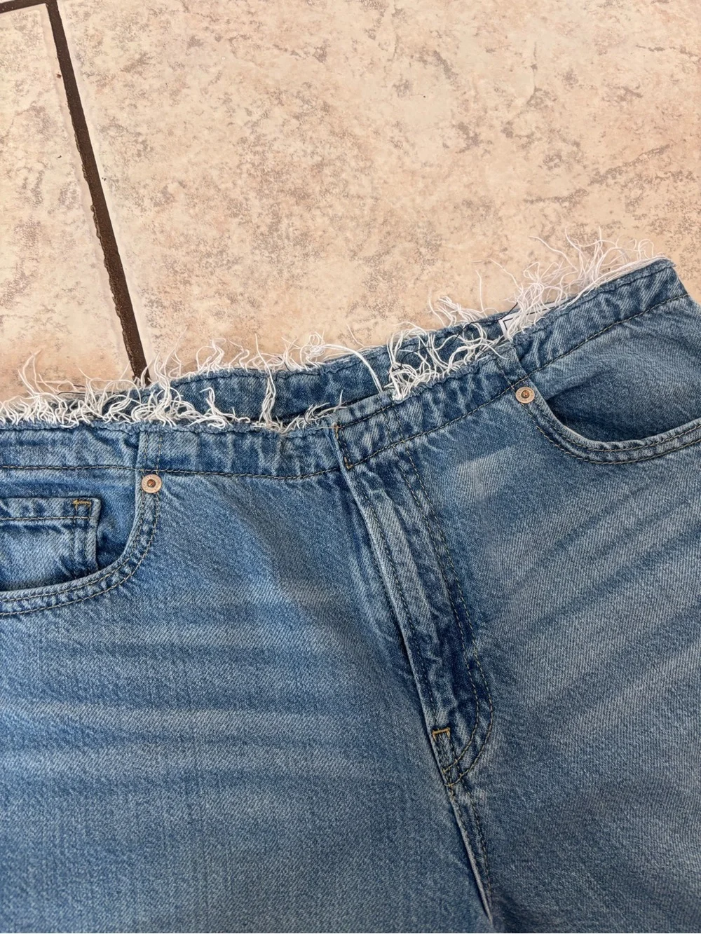 Gap baggy mid  rise Wide Leg High-Rise Women’s Jeans in Light Blue 27/4
